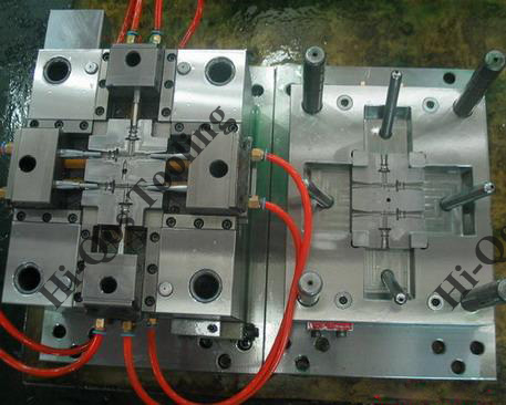 Plastic injection mold